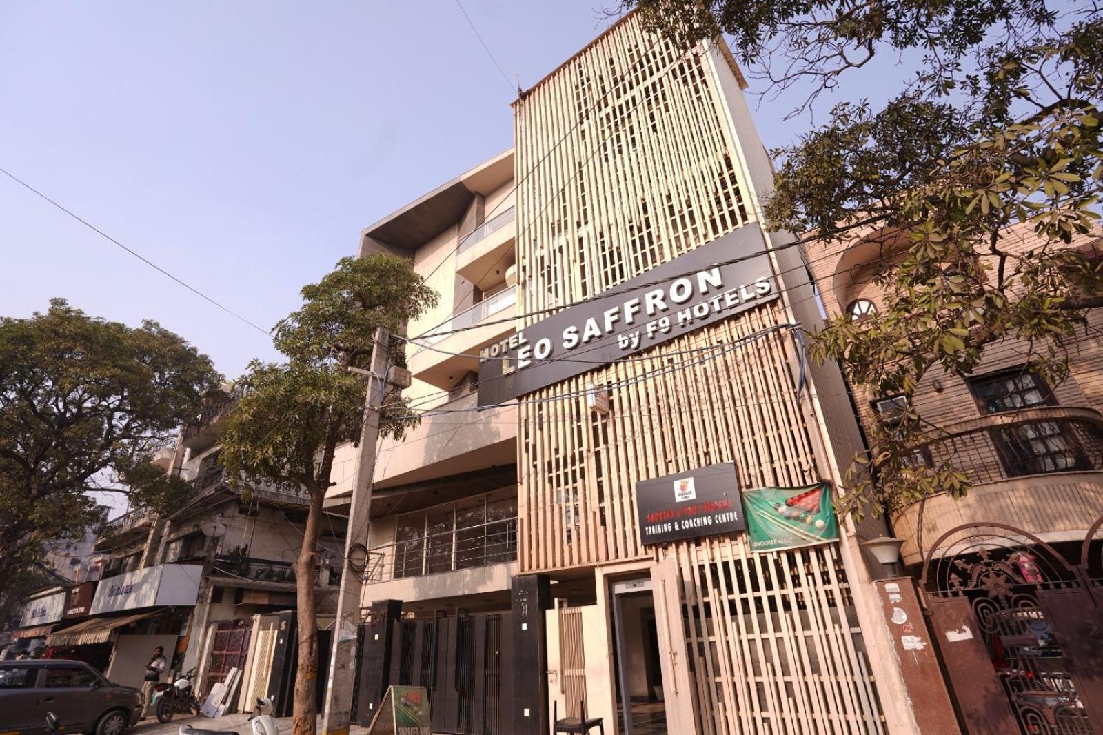 Hotel Leo Saffron - Pitampura Delhi  Exterior photo