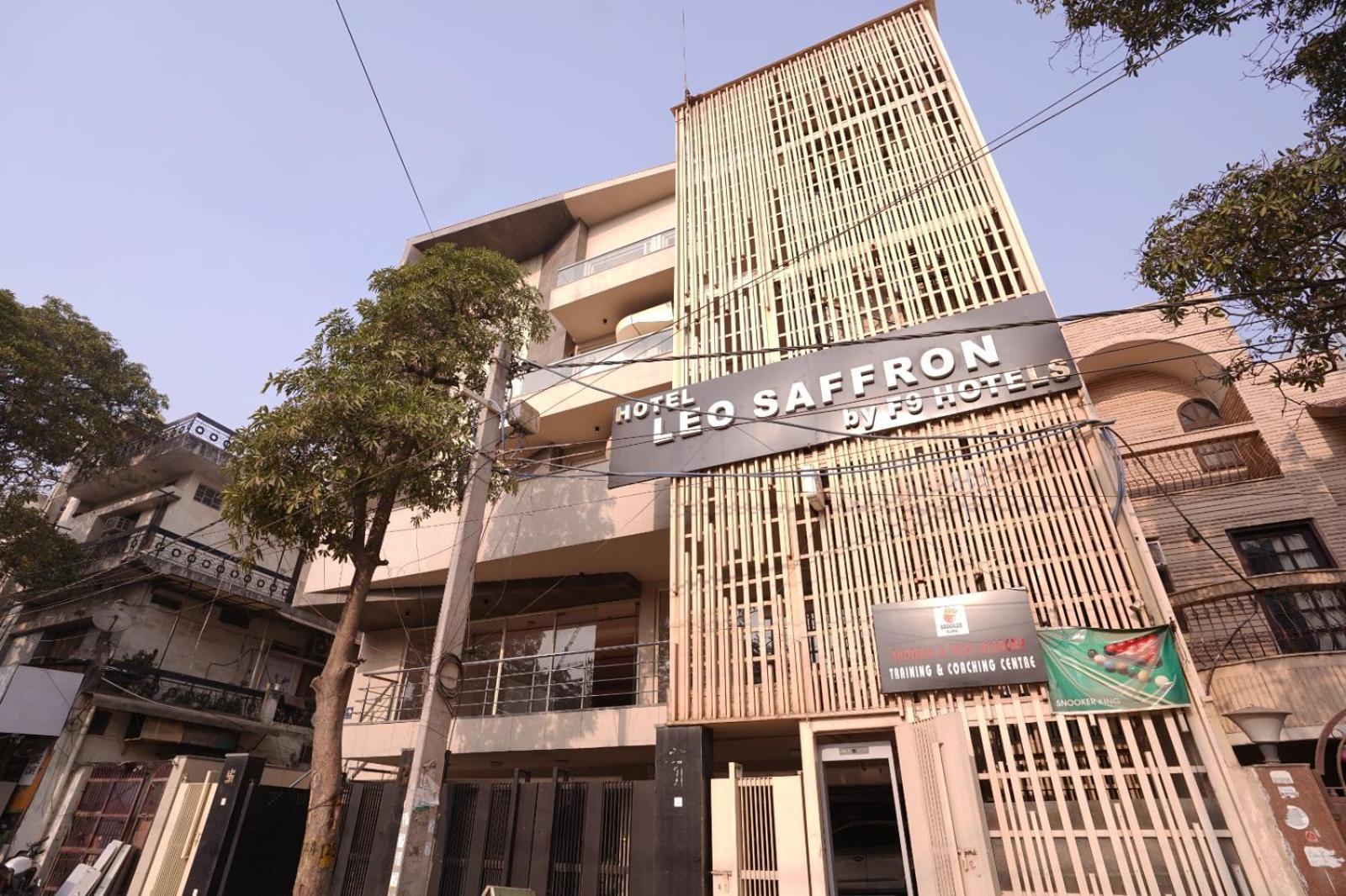 Hotel Leo Saffron - Pitampura Delhi  Exterior photo